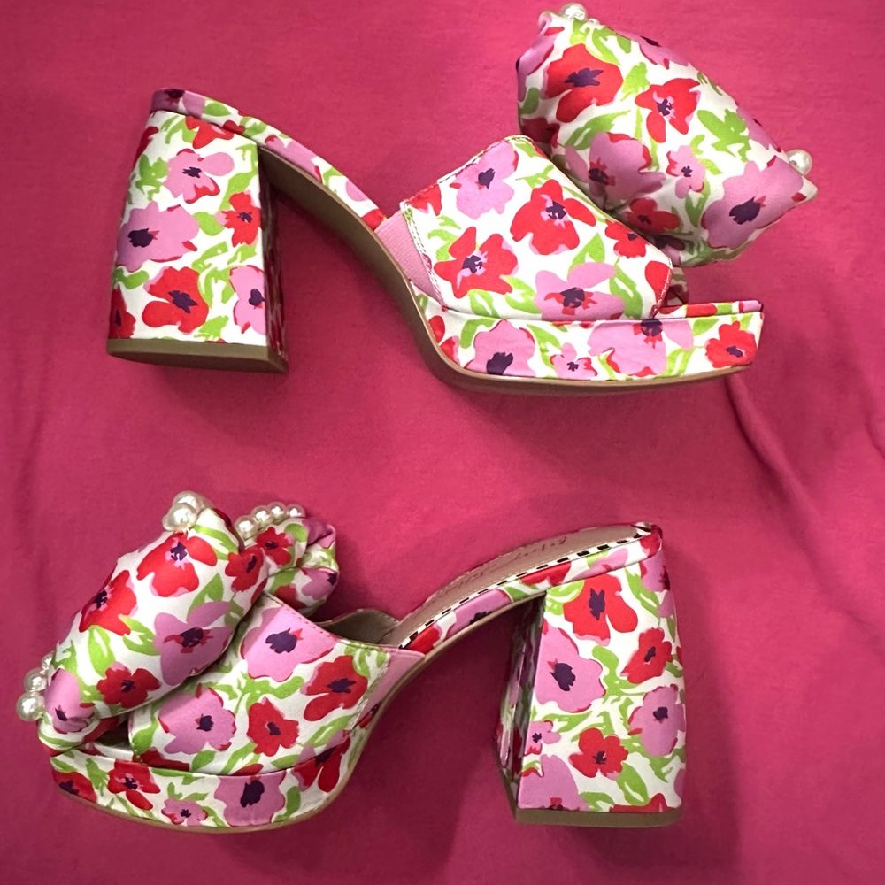 Betsey Johnson Maccie Floral Pearl Bow Heels!